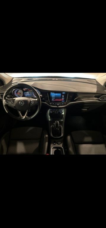 نمای دیگر Opel Astra 1.6 Turbo Innovation 147kW S/S Innovation