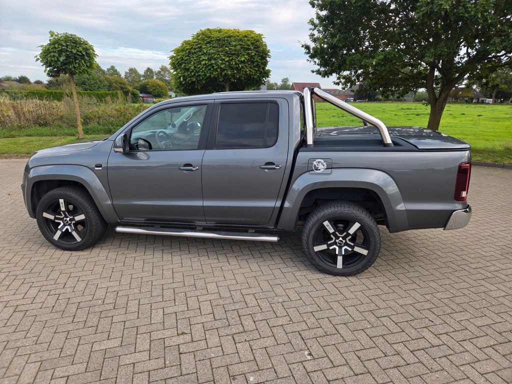 نمای دیگر فولکس واگن Amarok 4 Motion V6