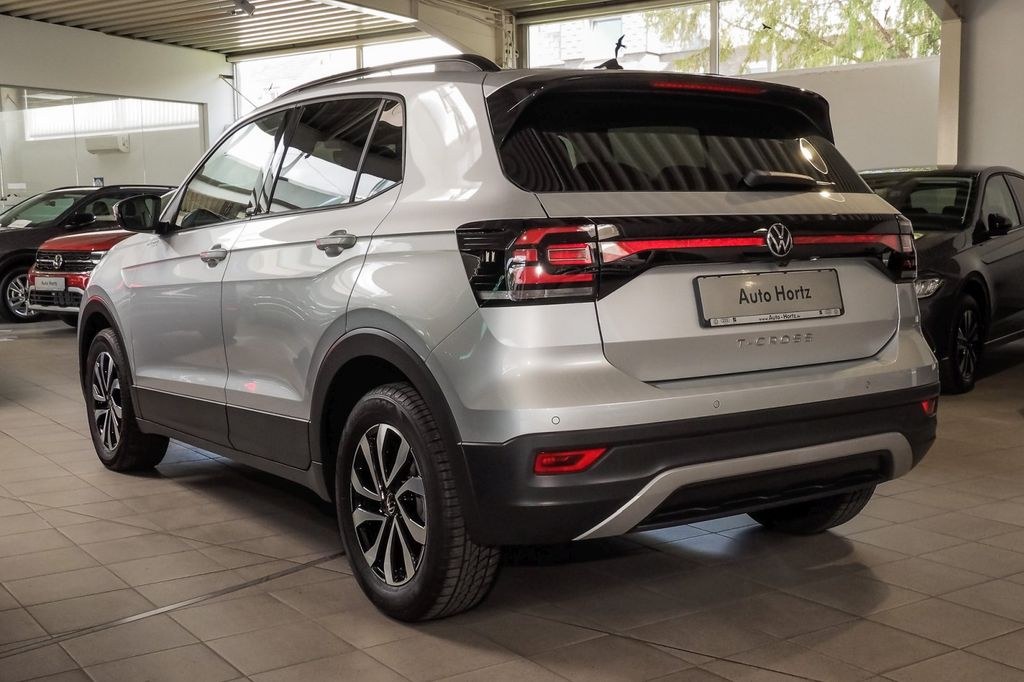 نمای دیگر فولکس واگن T-Cross اکتیو 1.0 TSI آلومینیوم روی همهفصل, ناوبری,