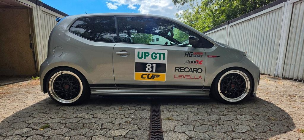 نمای دیگر فولکس واگن آپ! 1.0 TSI OPF آپ! GTI آپ! GTI