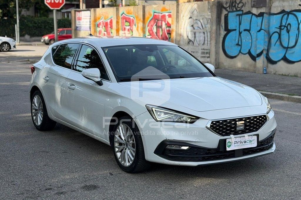نمای دیگر سئات سئات لئون 1.5 eTSI 150 CV DSG اکسسلنس
