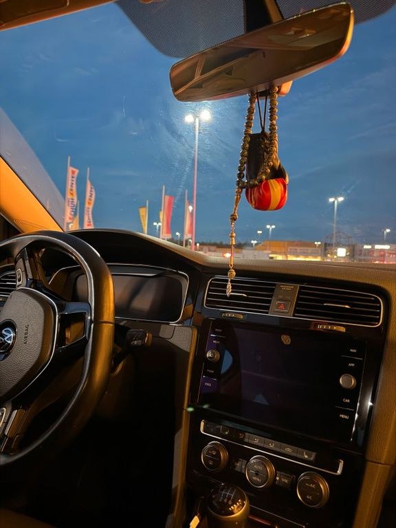 نمای دیگر فولکس واگن گلف 7 tsi 1,5