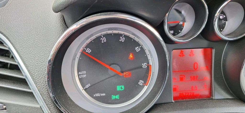 نمای دیگر اوپل موکا 1.6 CPDi EccoFlex 100kw فقط 572...