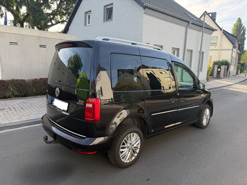 نمای دیگر فولکس واگن VW کدی 2.0 TDI 4motion DSG آلراد دست دوم