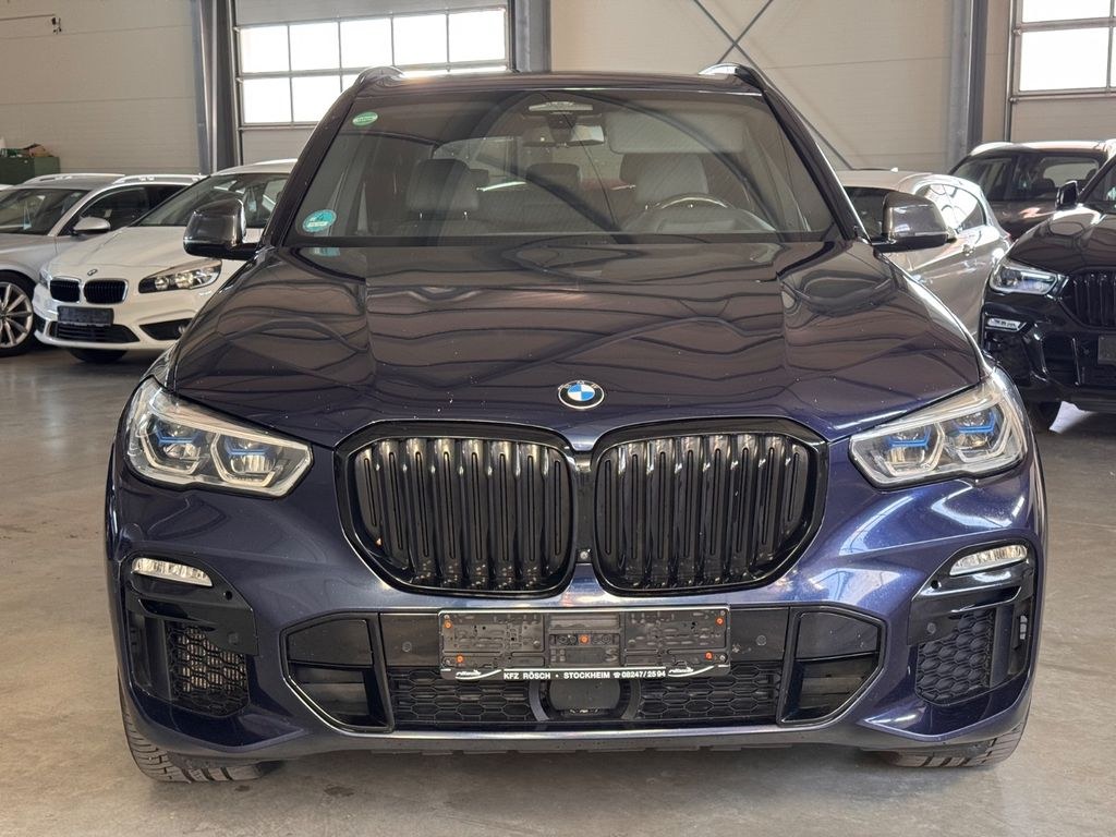 نمای دیگر بی ام و X5 M50i پکیج M اسپرت*ایندیویژوال*مرینو*پانوراما*