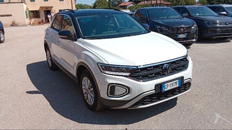 سایر فولکس واگن تی-راک 2.0 TDi 150cv DSG از ویترین