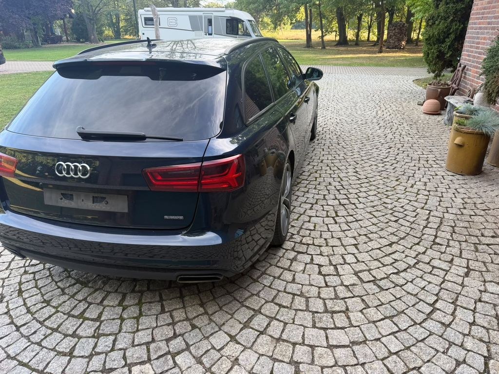 نمای دیگر آئودی A6 آوانت 3.0 TDI کامپتیشن/دست اول/صندلی‌های RS