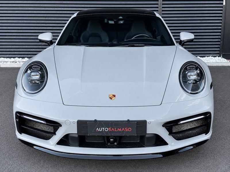 نمای دیگر پورشه 911 کاررا 4S 450 CV (992.1)