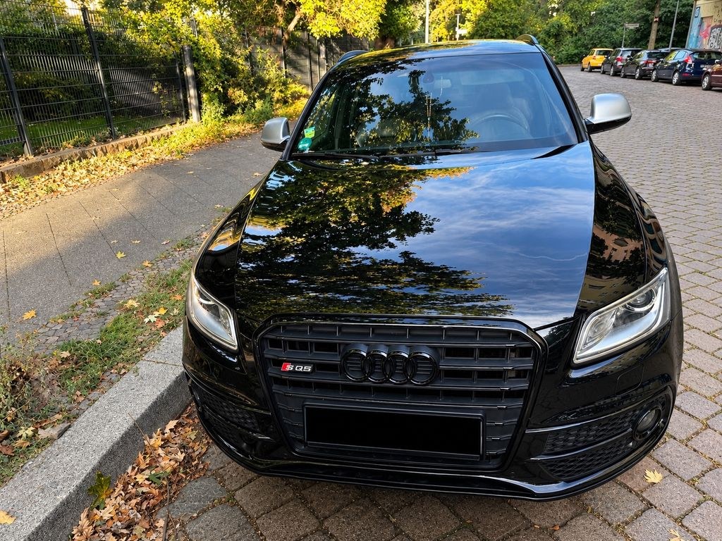 نمای دیگر آئودی SQ5 3.0 TDI competition tiptronic quattro