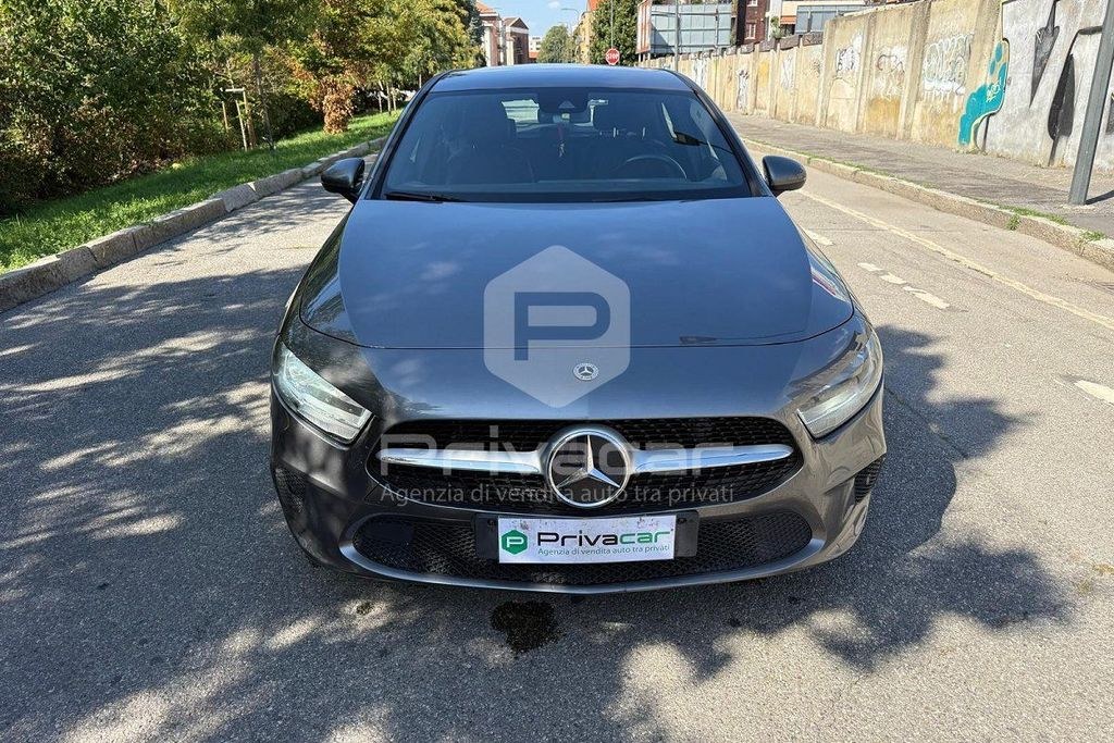 نمای دیگر مرسدس بنز مرسدس A 200 اتوماتیک بیزینس
