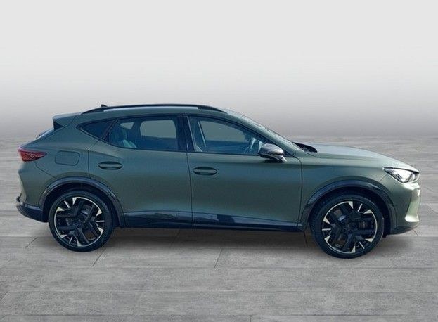 نمای دیگر کاپرا فورمنتور 2.0 TSI DSG 4Drive VZ ترایب ادیشن