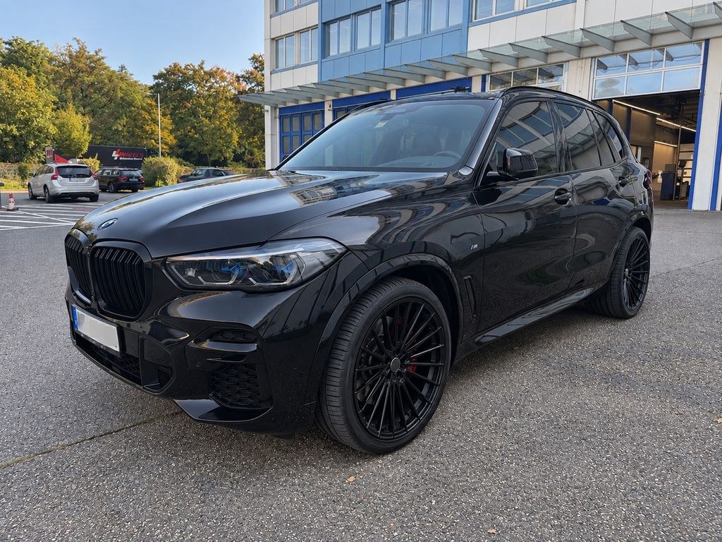 بی ام و X5 M50 M50i -