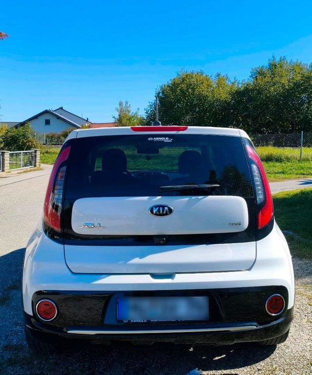 نمای دیگر کیا سول 1.6 CRDi اتوماتیک | معاینه فنی 08/2028 ...