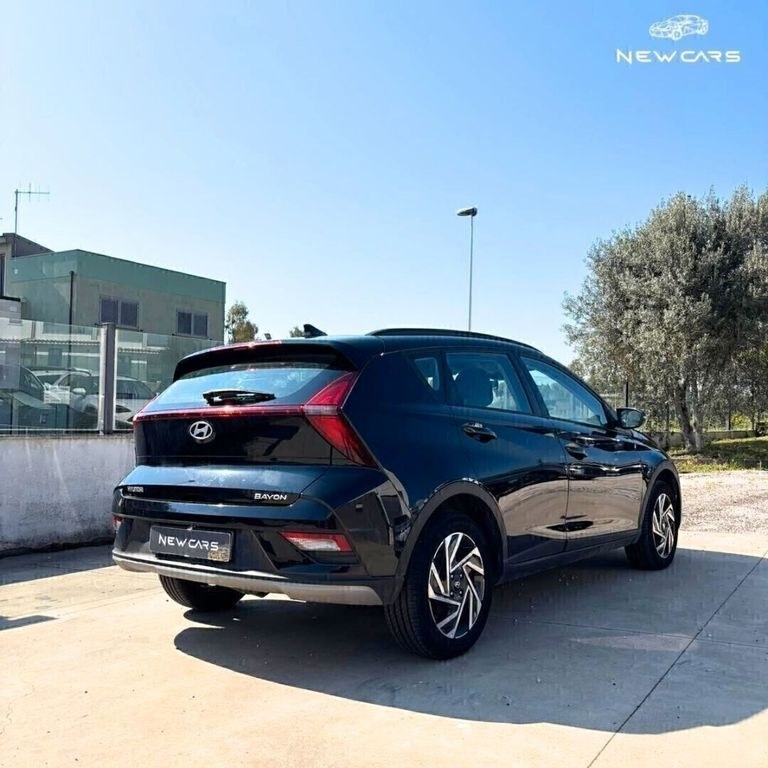 نمای دیگر سایر هیوندای بایون 1.2 MPI MT ایکس لاین