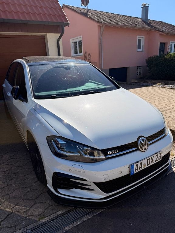 فولکس واگن گلف 2.0 TDI GTD