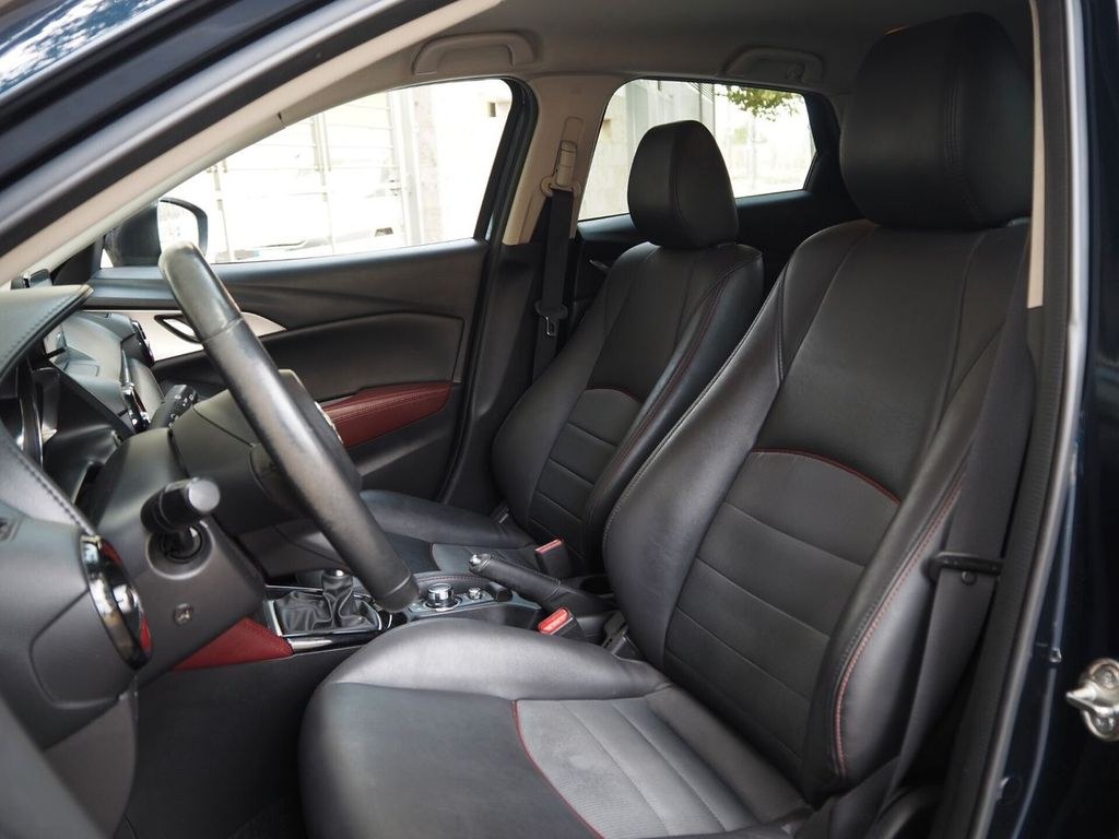 نمای دیگر مزدا CX-3 1.5L Skyactiv-D لوکس ادیشن