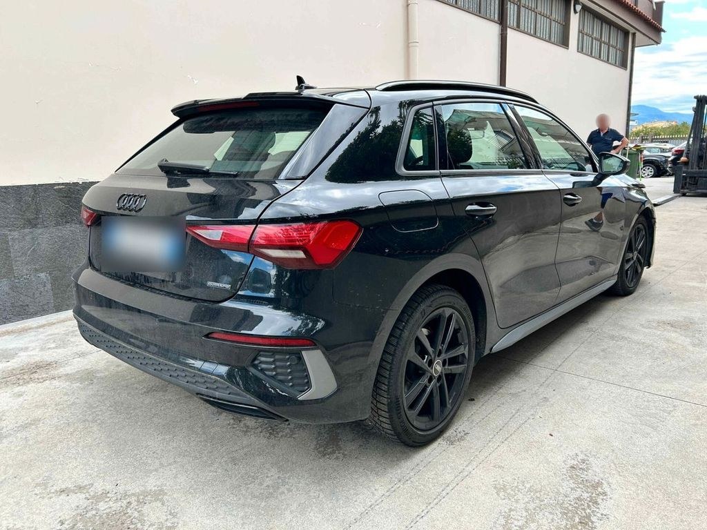 آئودی A3 2.0 TDI 200CV S-Tronic - 2022 تصادفی