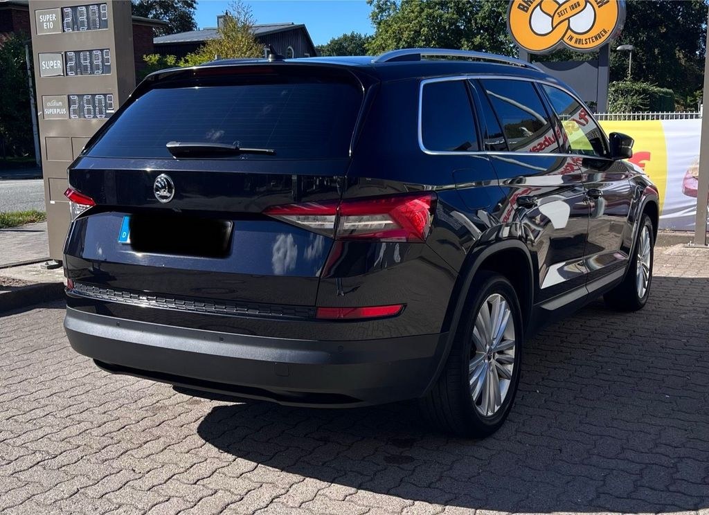 نمای دیگر اشکودا کادیاک 2.0 TDI 190 PS DSG 4x4