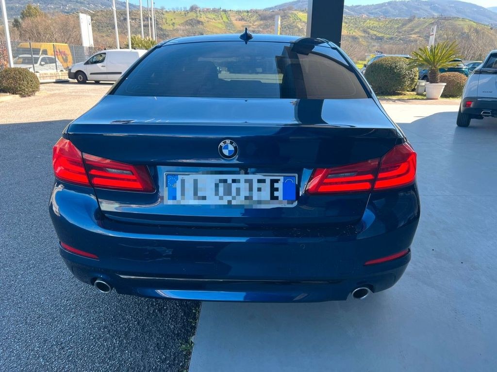 نمای دیگر بی ام و بی ام و 530 D G-30 لوکس - 265cv