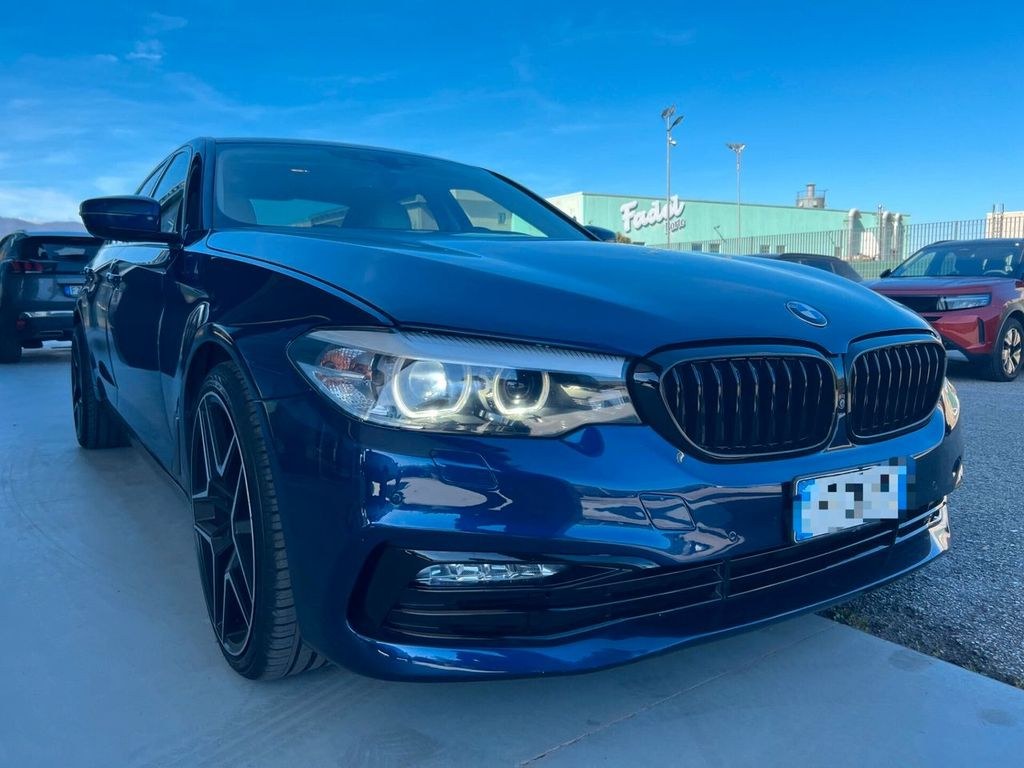 نمای دیگر بی ام و بی ام و 530 D G-30 لوکس - 265cv
