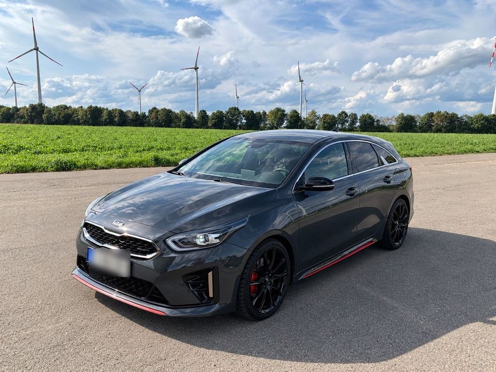 نمای دیگر کیا پروسید GT 1.6 T-GDI DCT 204 PS 69tkm...