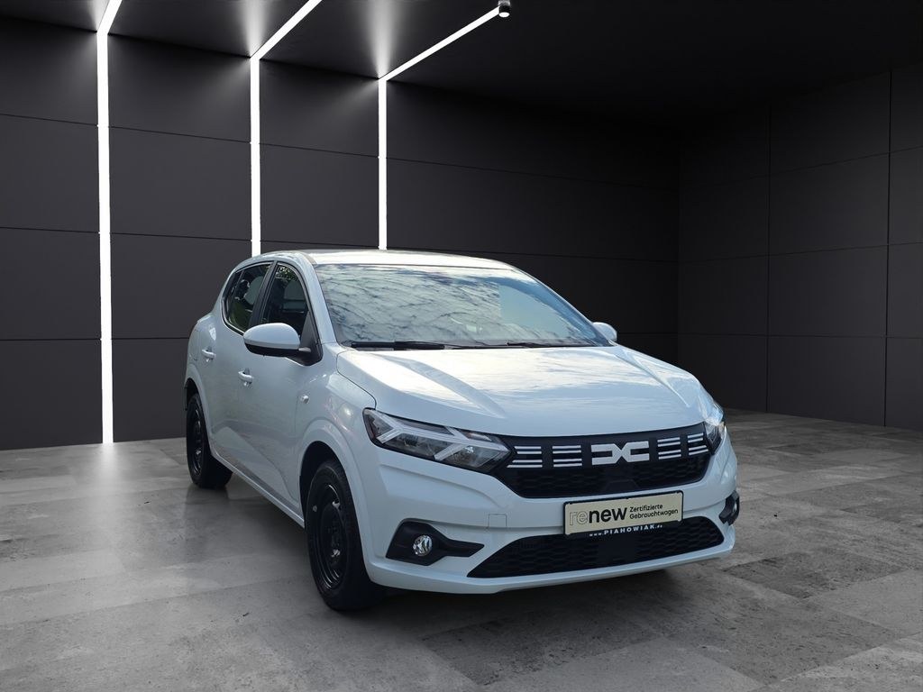 نمای دیگر داچیا ساندرو اکسپرشن TCe 100 ECO-G گاز کولر
