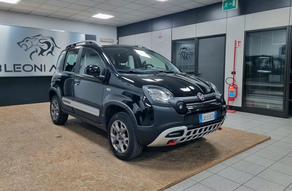 نمای دیگر فیات فیات پاندا کراس 0.9 توین ایر توربو 4x4 86CV