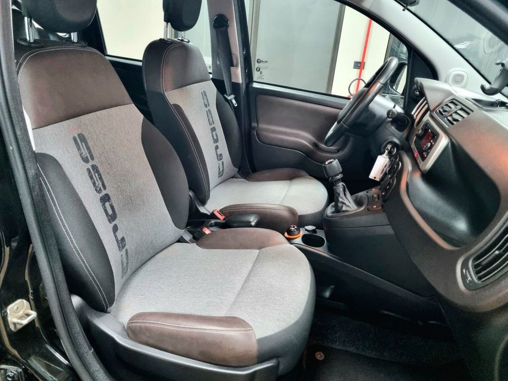 نمای دیگر فیات فیات پاندا کراس 0.9 توین ایر توربو 4x4 86CV