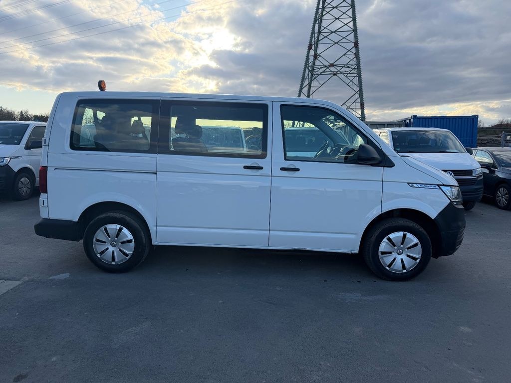 نمای دیگر فولکس واگن T6 کاراول 2.0 TDI #9 سرنشین #کولر #PDC