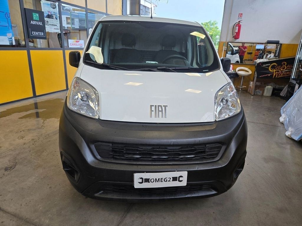 نمای دیگر فیات فیورینو 1.3 MJT 80CV آی وی ای کامپرسا