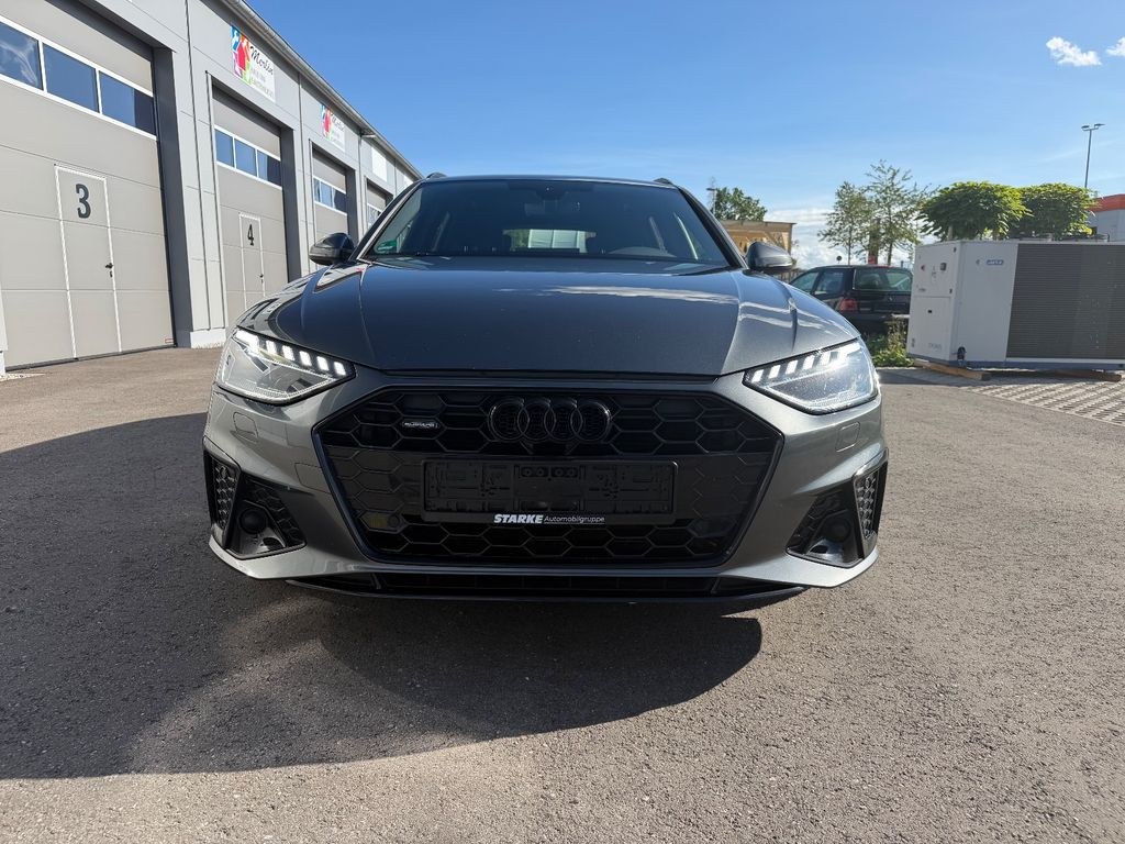 نمای دیگر آئودی A4 آوانت 40 TDI quattro اس لاین