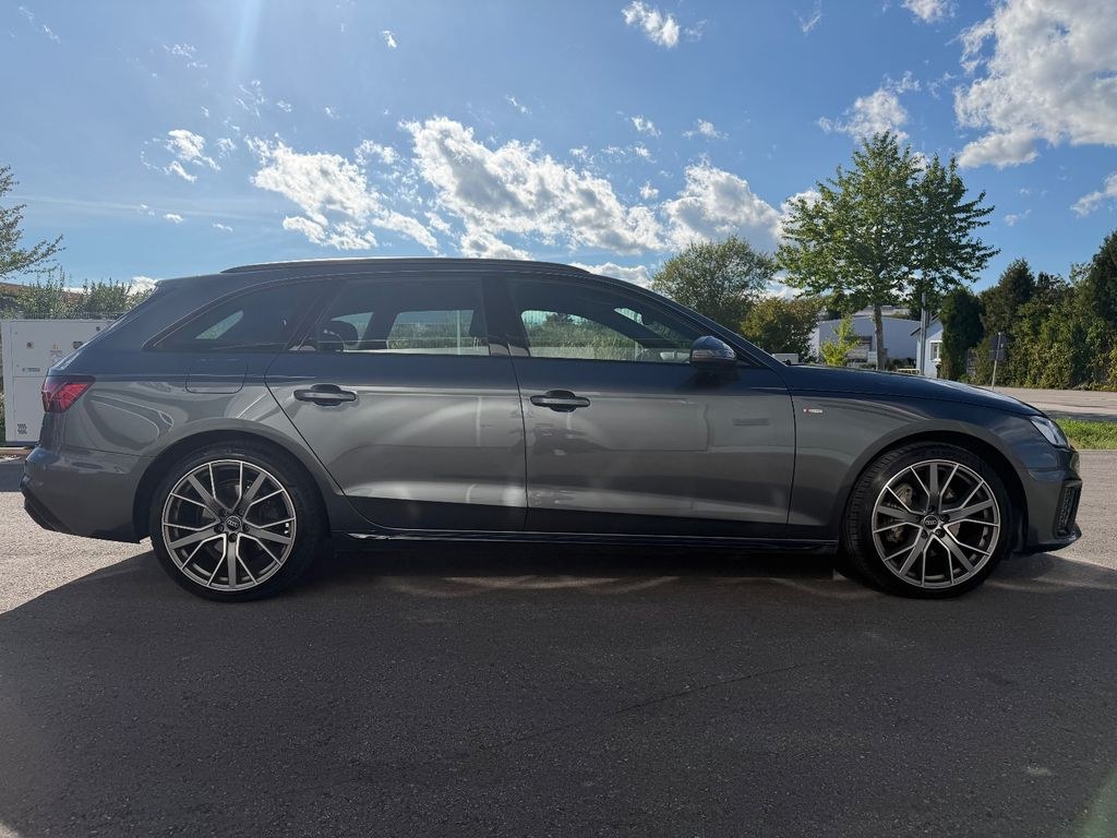 نمای دیگر آئودی A4 آوانت 40 TDI quattro اس لاین