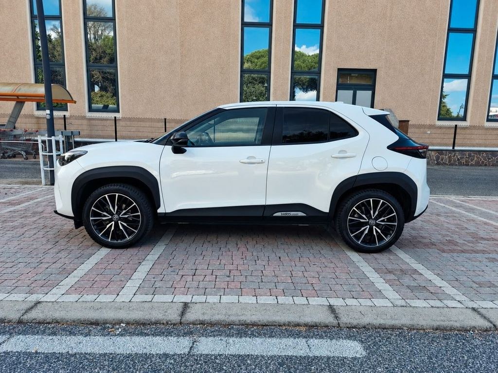 نمای دیگر سایر تویوتا یاریس کراس 1.5 Hybrid 5p. E-CVT اکتیو