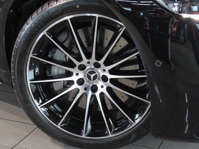 نمای دیگر مرسدس بنز S 400 d AMG 4M پانوراما/امبیانس/دیسترونیک/360°/صوتی/Stahzg