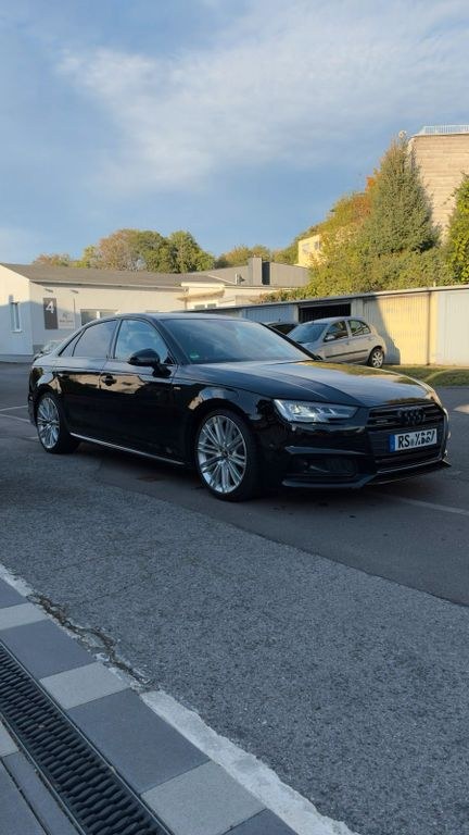 نمای دیگر آئودی آئودی A4 2.0 TDI کواترو 3x S لاین مشکی/360...