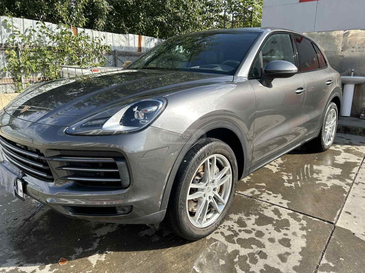 نمای دیگر پورشه اسپرت 2018