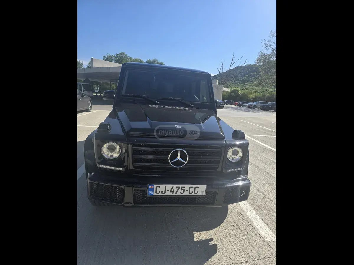 نمای دیگر مرسدس بنز پایه G 550 4 در چهار چرخ محرک 2018
