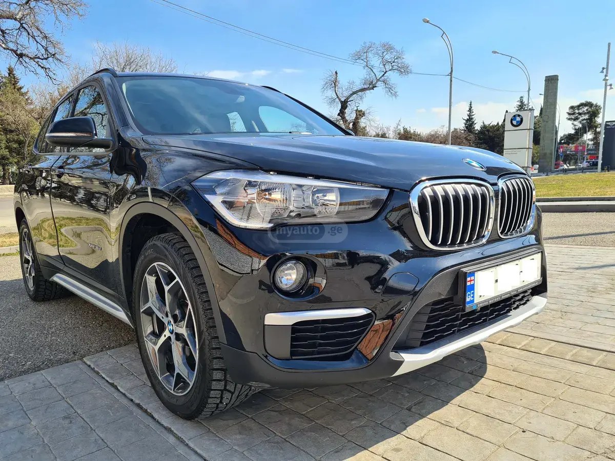 بی ام و XDRIVE 18D 2017