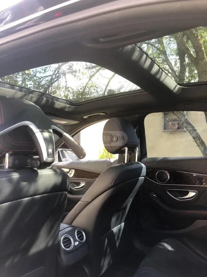 نمای دیگر مرسدس بنز بیس AMG C 43 4dr چهار چرخ محرک 2018