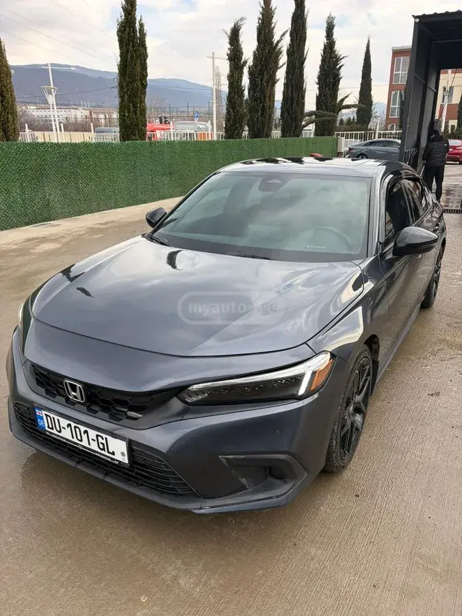 نمای دیگر هوندا EX-L 4 در هاچبک CVT 2022