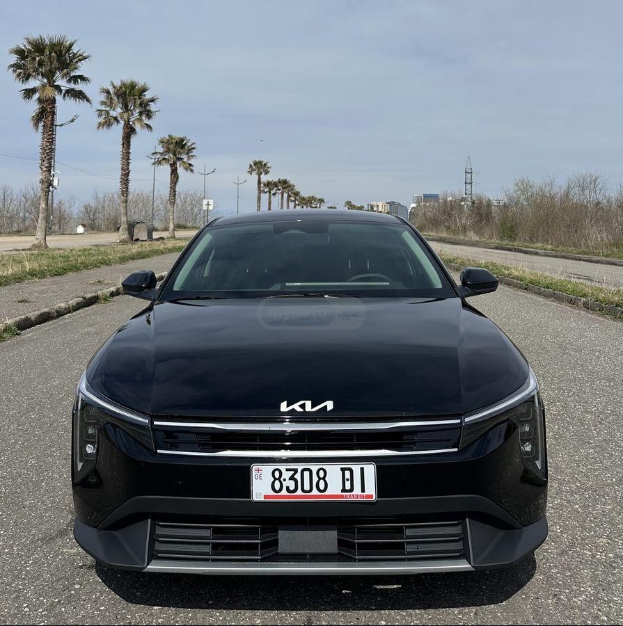 نمای دیگر کیا LX 2025