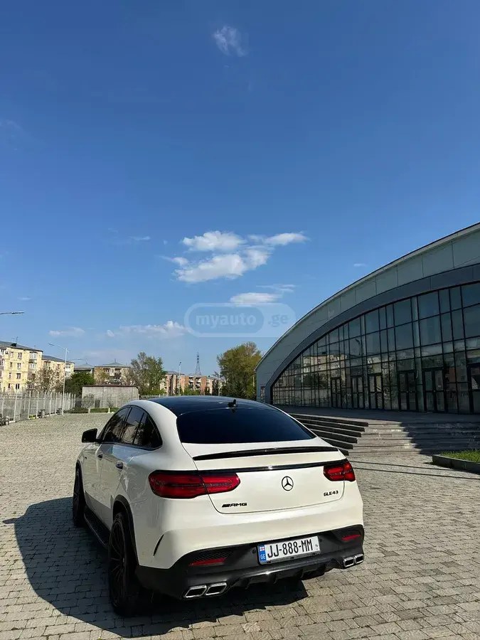 مرسدس بنز بیس AMG GLE 43 کوپه 4 در تمام چرخ 2019