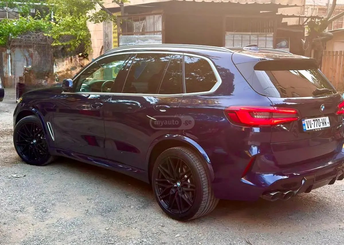 نمای دیگر بی ام و xDrive40i 4dr تمام چرخ محرک 2022
