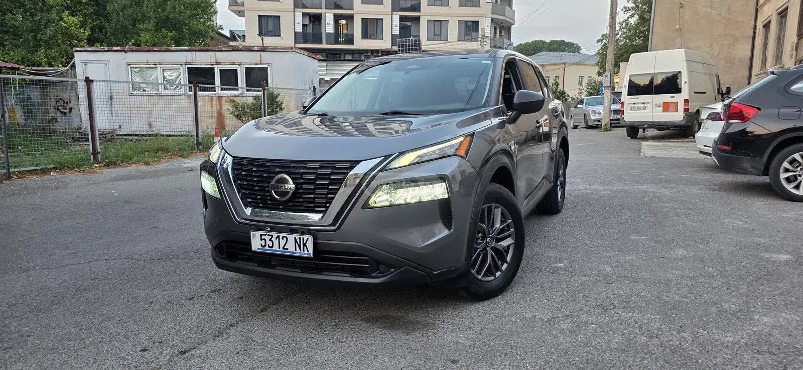 نیسان S 4dr چهار چرخ محرک CVT 2021