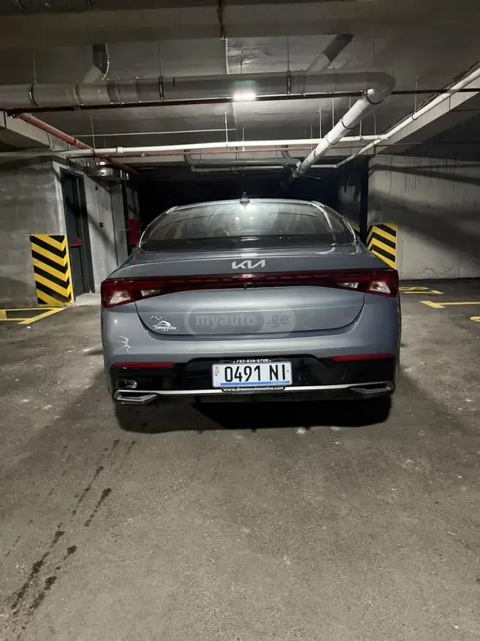نمای دیگر کیا lxs 2022