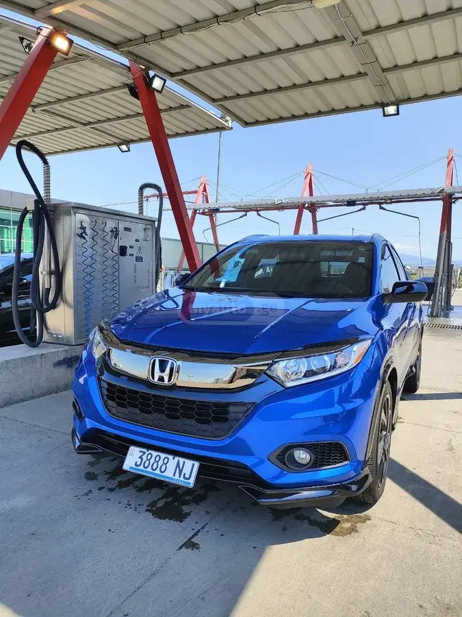 نمای دیگر هوندا اسپرت 4dr چهار چرخ محرک CVT 2022