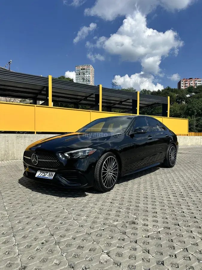 نمای دیگر مرسدس بنز AMG 2024