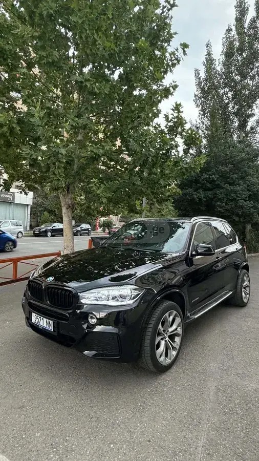 نمای دیگر بی ام و 2017