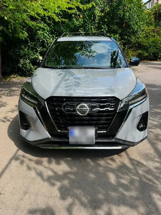نیسان SR 2021