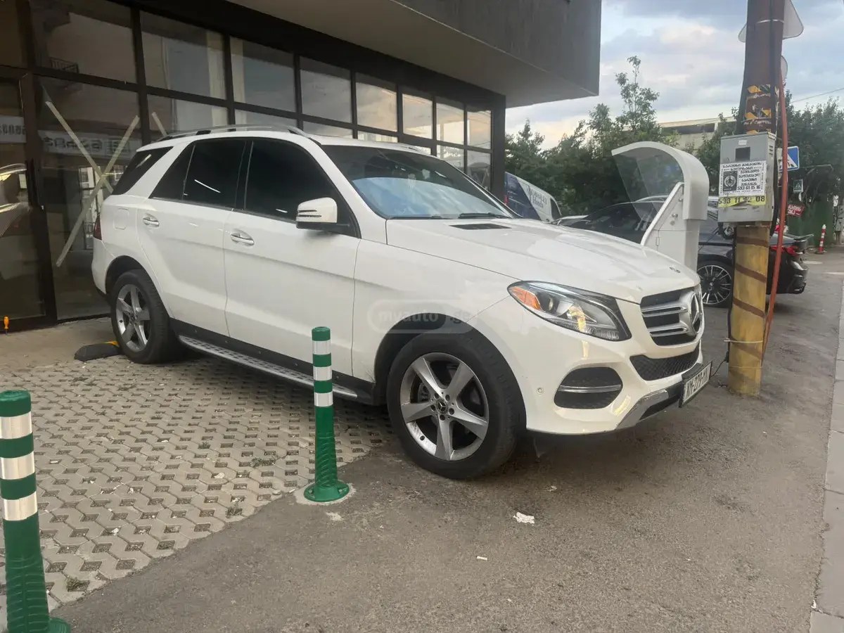 مرسدس بنز 2018